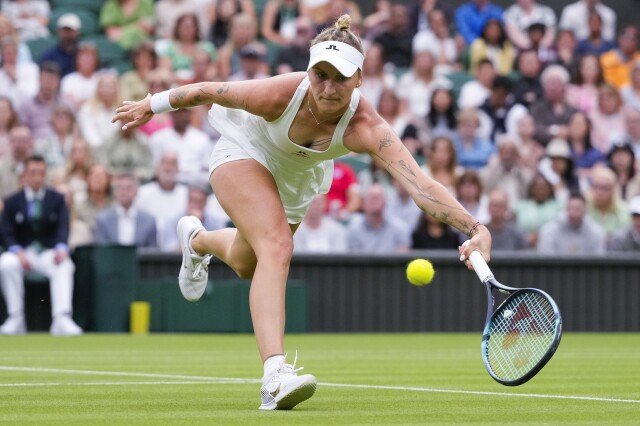 Marketa Vondrousova và Cam Norrie rút lui khỏi U.S. Open do chấn thương